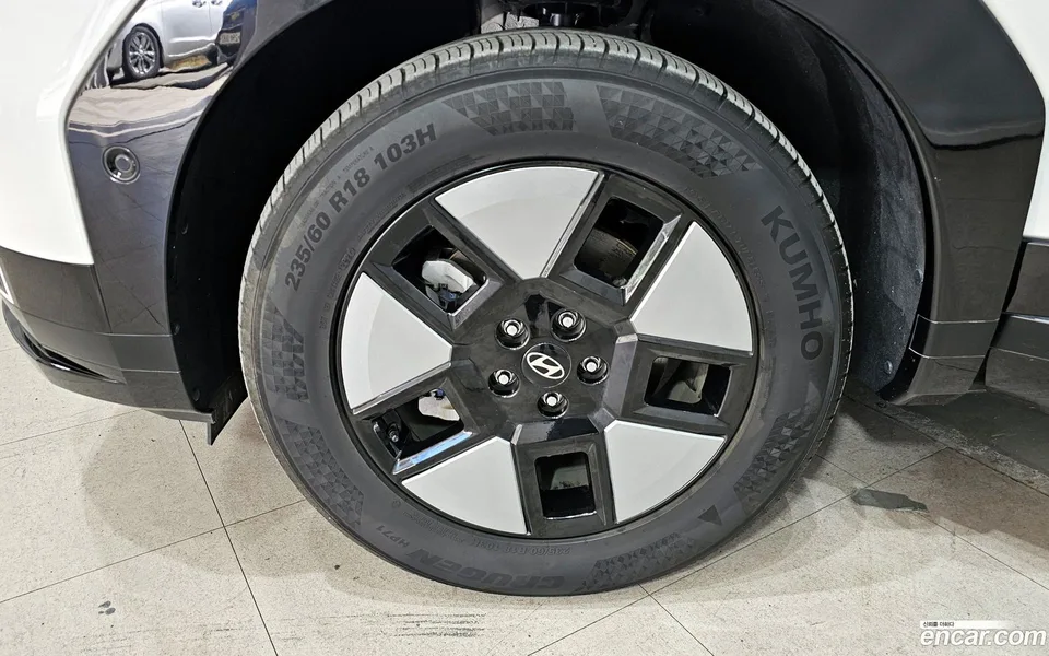 Hyundai SantaFe HEV 1.6 2WD 2024 — миниатюра 5