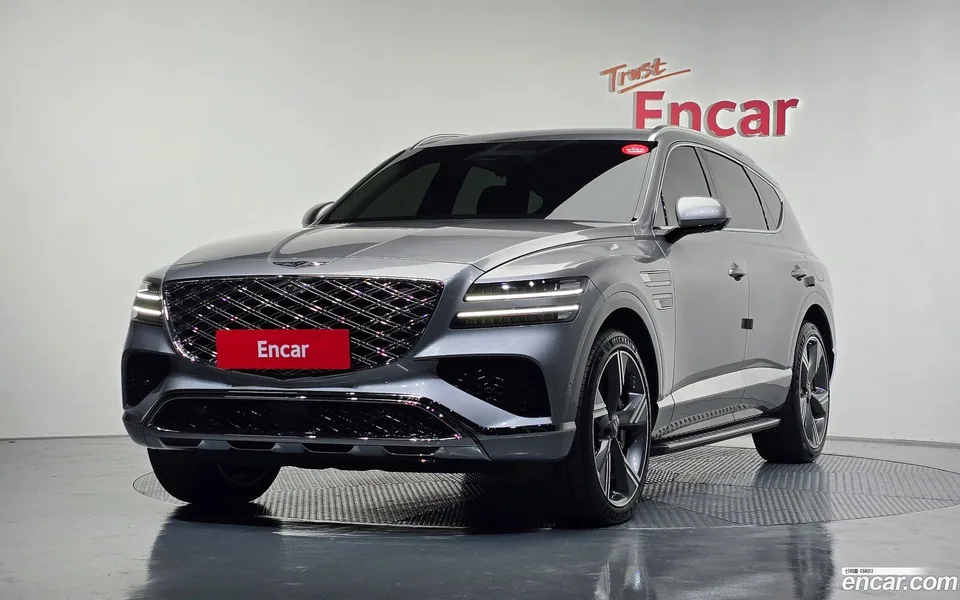 Genesis GV80 3.5T AWD 2023 — фото 1, купить с доставкой в Москву