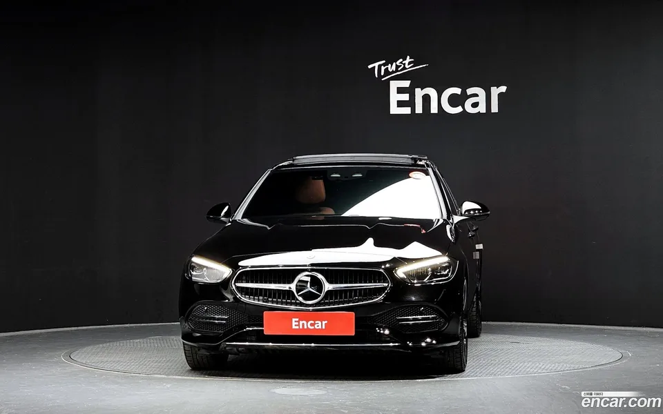 Mercedes-Benz C-Class C300 4MATIC 2023 — миниатюра 3