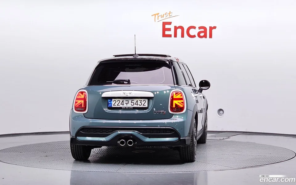 MINI Cooper S 5 2023 — миниатюра 4