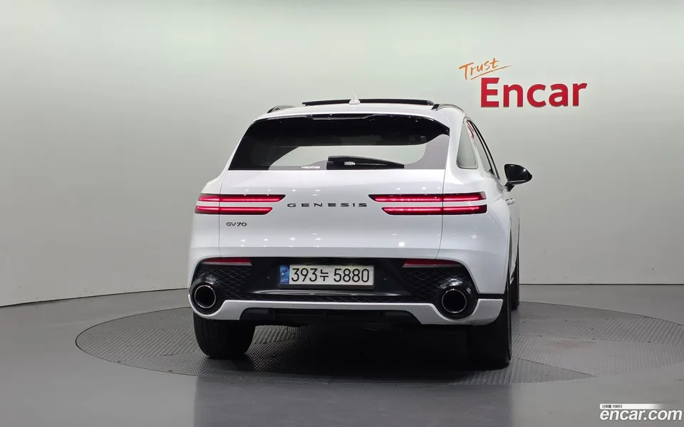 Genesis GV70 2.5T 2WD 2022 — миниатюра 4