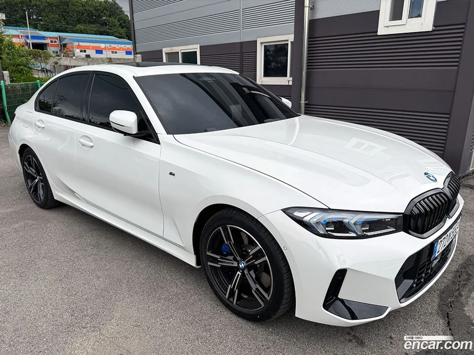 BMW 3 Series 320i M 2025 — миниатюра 2