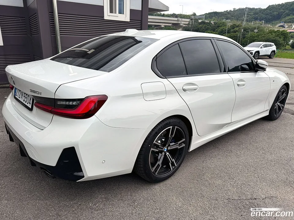 BMW 3 Series 320i M 2025 — миниатюра 3