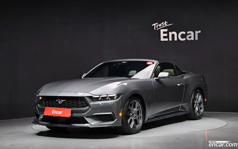 Ford Mustang 2.3 2024 — фото 1, купить с доставкой в Москву