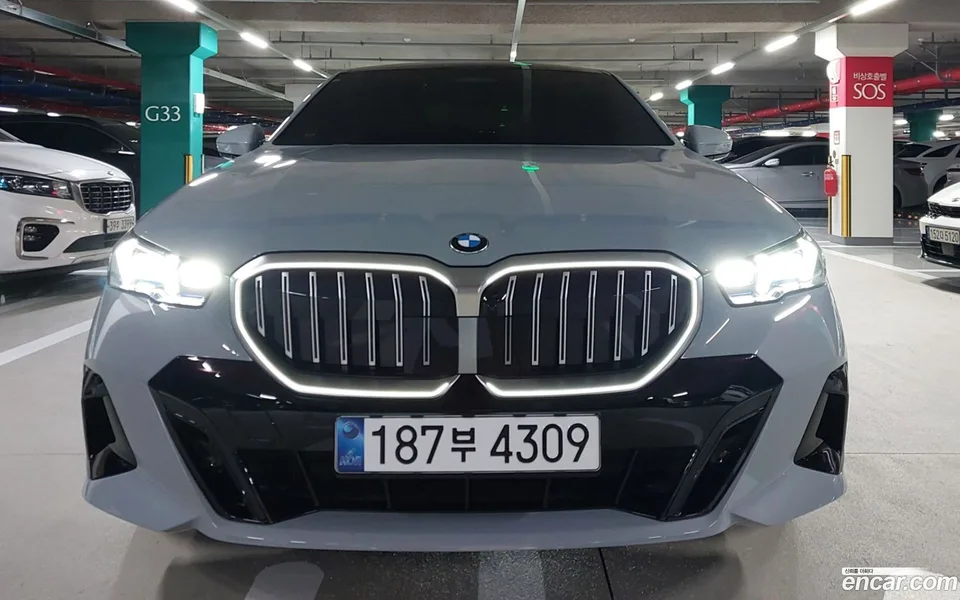 BMW 5 Series 2024