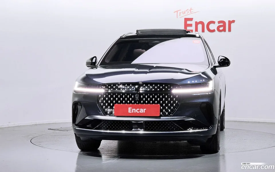 Lincoln Nautilus 2.0 AWD 2024 — миниатюра 3