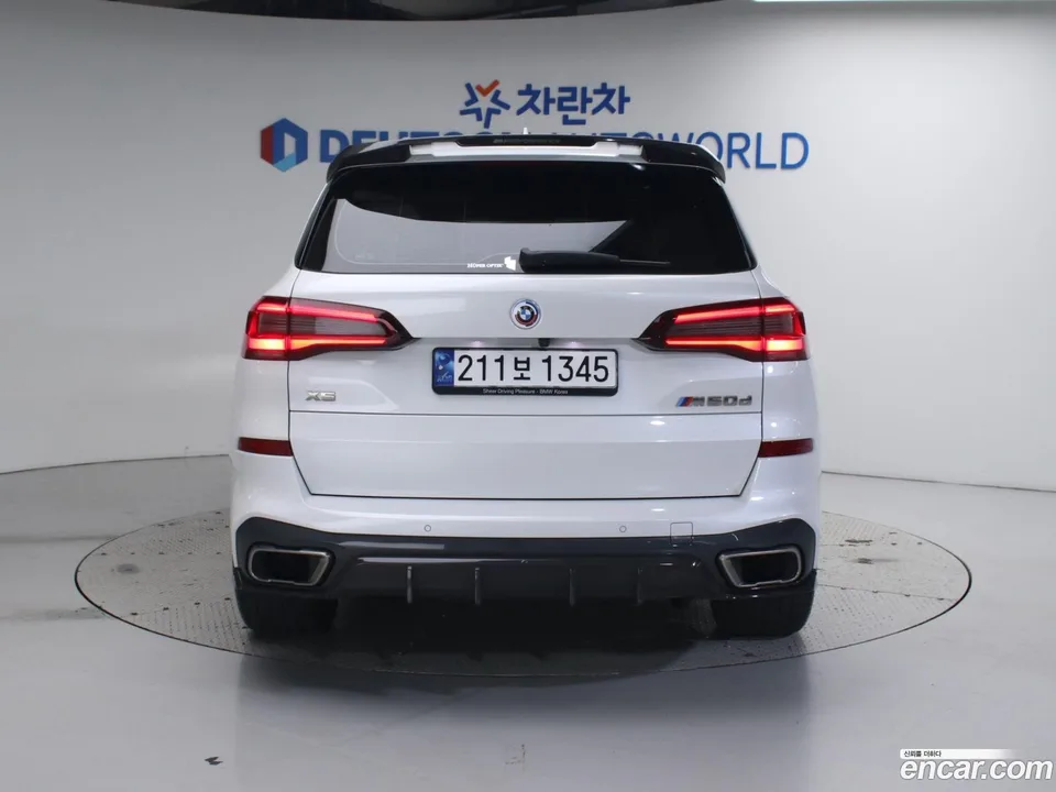BMW X5 xDrive 30d M 2023 — миниатюра 4