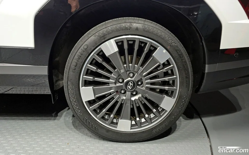 Hyundai SantaFe HEV 1.6 4WD 2023 — миниатюра 2