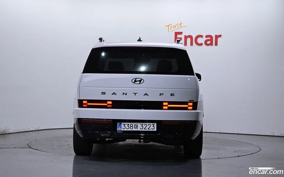 Hyundai SantaFe HEV 1.6 4WD 2023 — миниатюра 4
