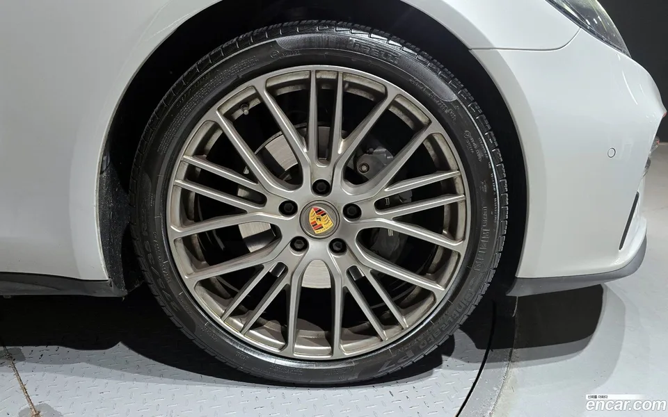 Porsche Panamera (971) 2.9 AWD 2022 — миниатюра 2