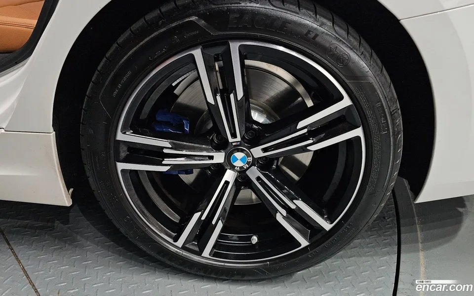 BMW 3 Series 320i M 2024 — миниатюра 2
