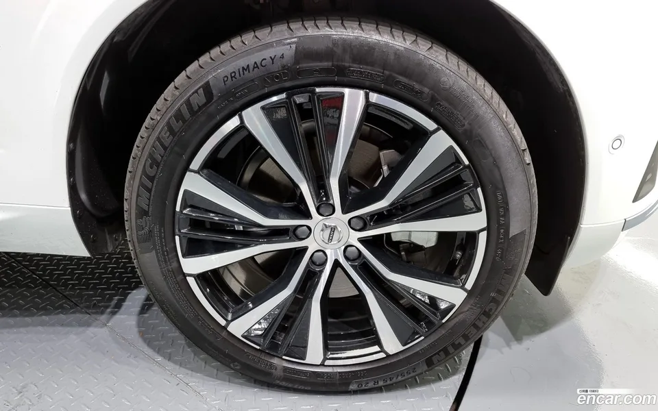 Volvo XC60 B6 2025 — миниатюра 2