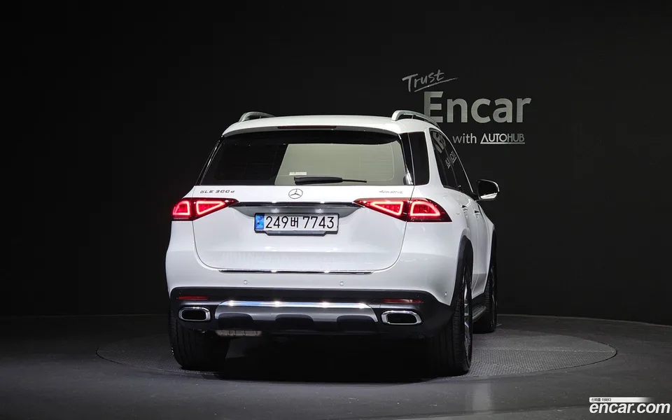 Mercedes-Benz GLE-Class GLE300d 4MATIC 2022 — миниатюра 4