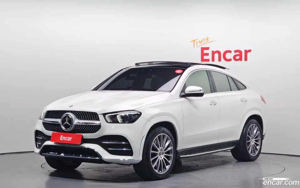 Mercedes-Benz GLE-Class GLE400d 4MATIC 2023 — фото 1, купить с доставкой в Москву