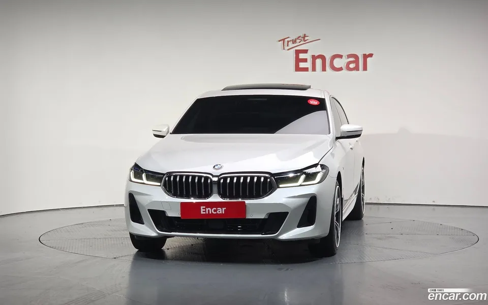 BMW 6 Series GT 640i xDrive M 2022 — thumbnail 3