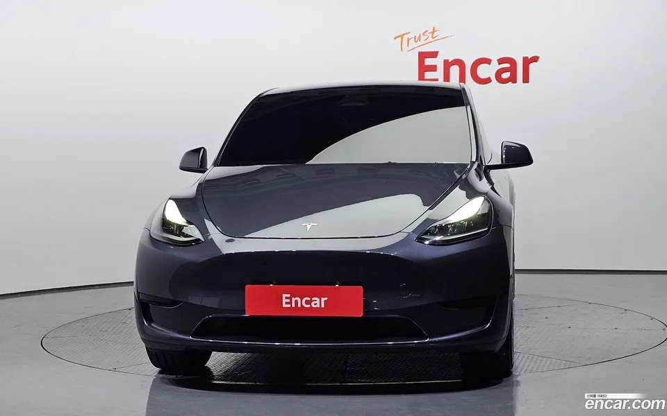 Tesla Model Y RWD 2024 — миниатюра 3