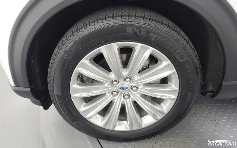 Ford Explorer 2.3 4WD 2023 — миниатюра 2