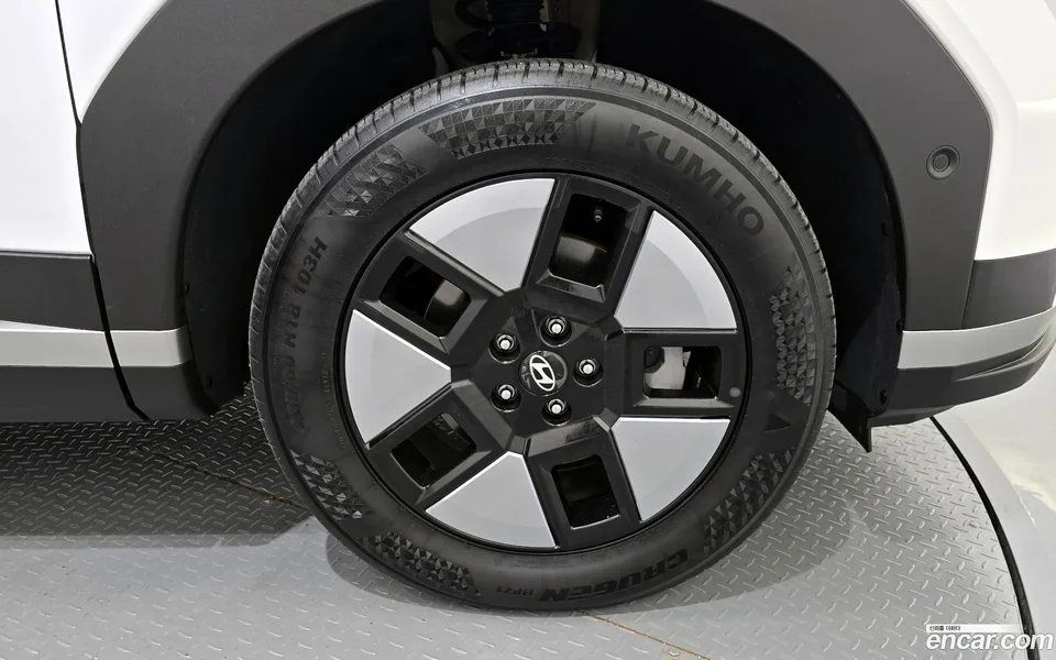 Hyundai SantaFe HEV 1.6 2WD 2023 — миниатюра 2