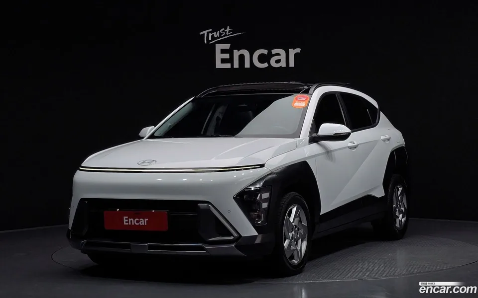 Hyundai Kona 1.6 2WD 2023 — фото 1, купить с доставкой в Москву