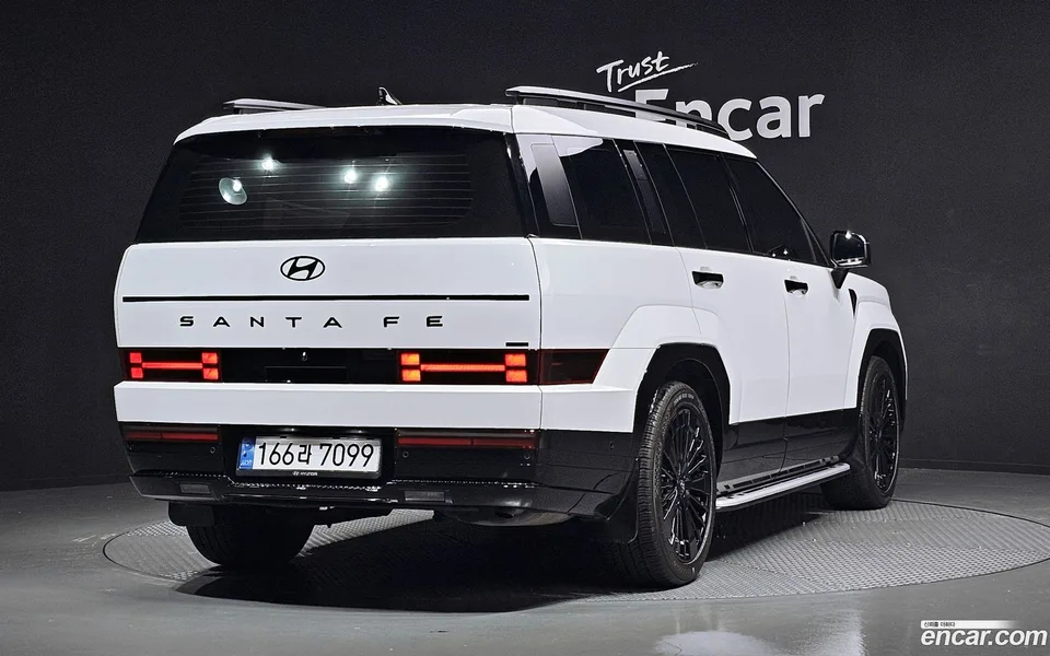 Hyundai SantaFe HEV 1.6 4WD 2024 — миниатюра 2