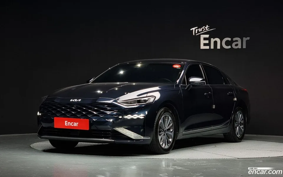 Kia K8 Hybrid 2023