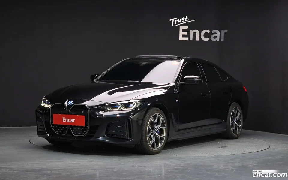 BMW i4 eDrive40 M 2024 — фото 1, купить с доставкой в Москву