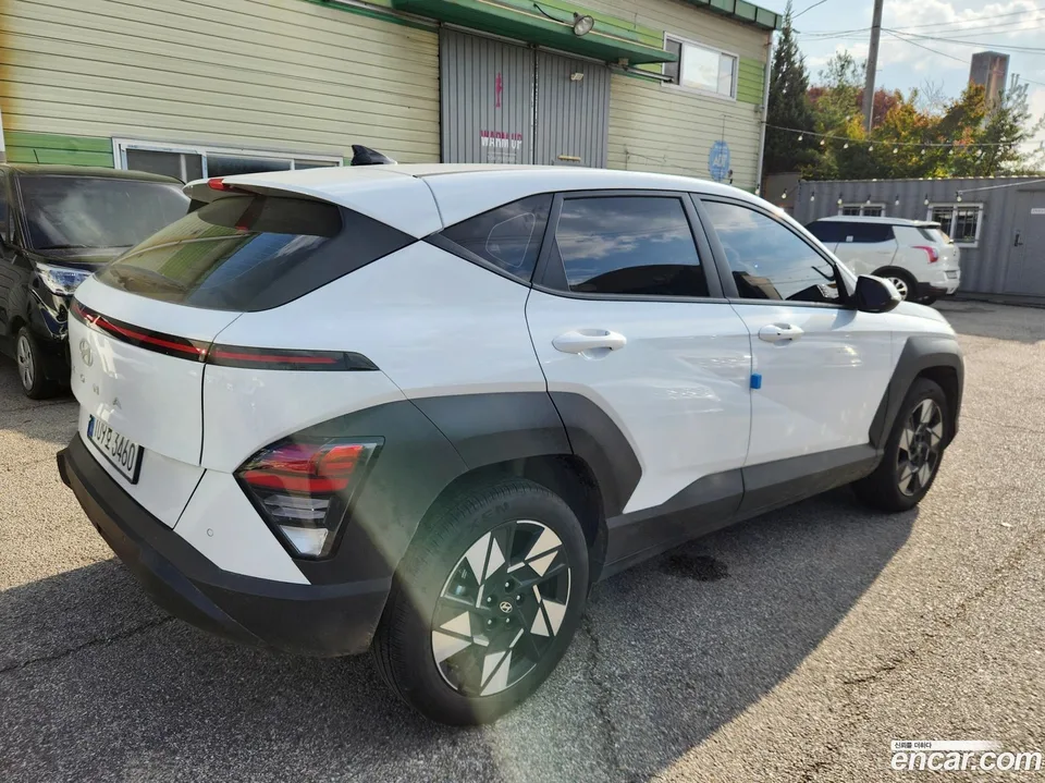 Hyundai Kona 1.6 2WD 2024 — миниатюра 3