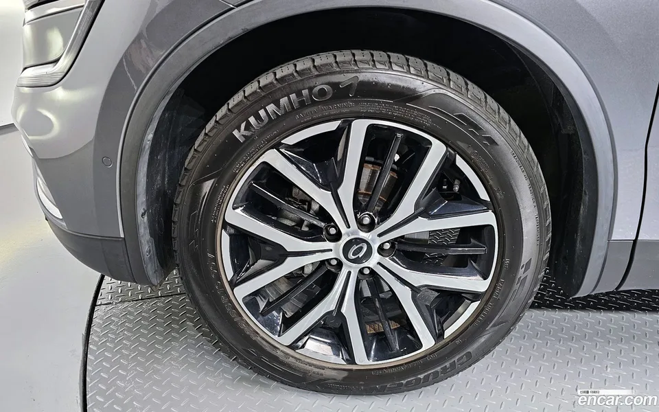 Renault Samsung QM6 2.0 LPe RE 2WD 2022 — миниатюра 2