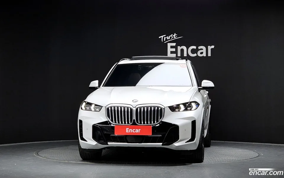 BMW X5 xDrive 40i M 2024 — миниатюра 3