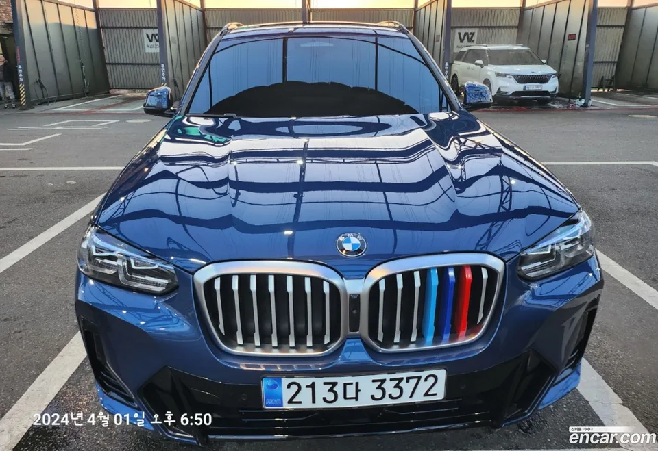 BMW X3 xDrive 20i M 2023 — фото 1, купить с доставкой в Москву