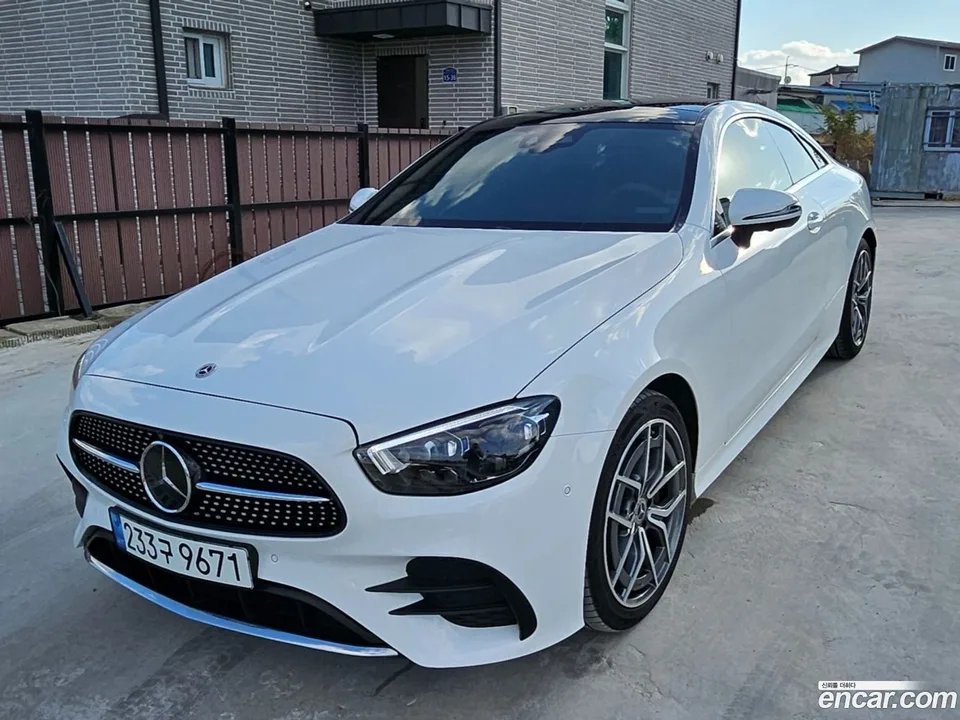 Mercedes-Benz E-Class E300d 4MATIC 2023 — фото 1, купить с доставкой в Москву