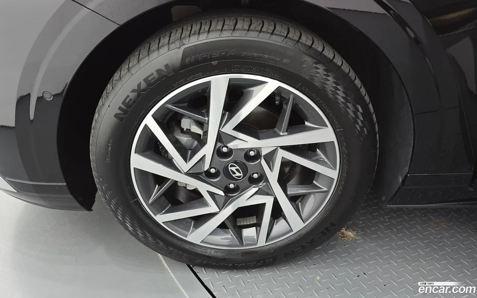 Hyundai Grandeur Hybrid 2023 — миниатюра 2