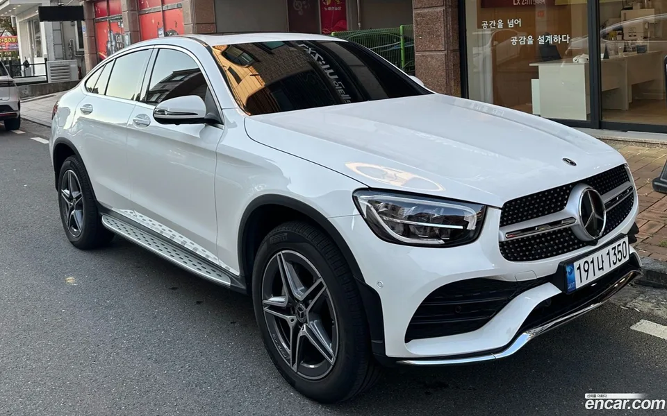 Mercedes-Benz GLC-Class GLC300e 4MATIC 2023 — миниатюра 3