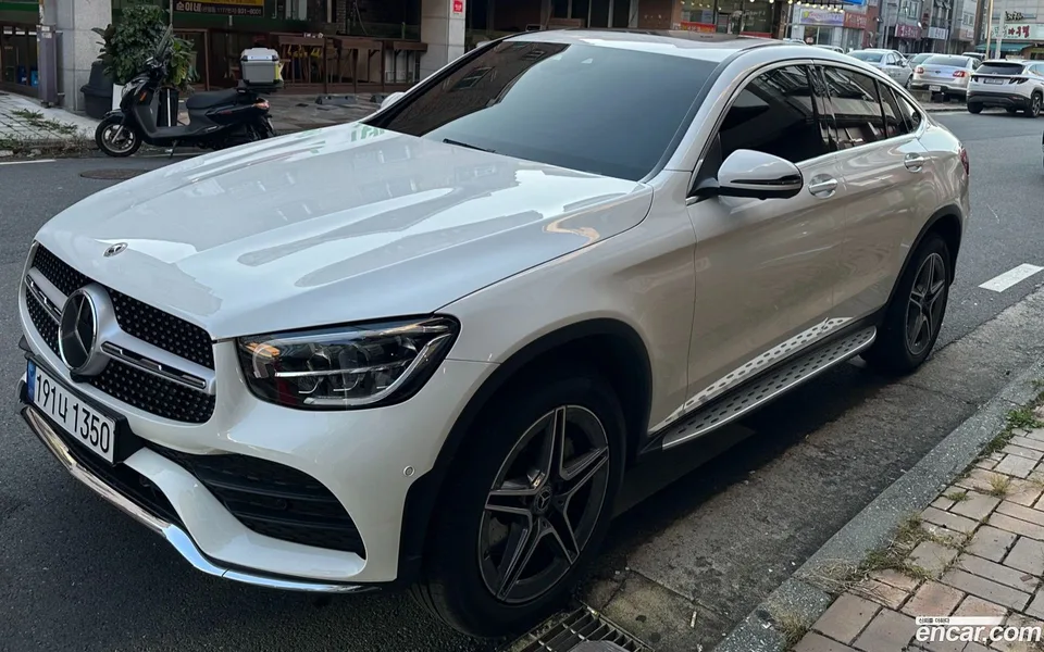 Mercedes-Benz GLC-Class GLC300e 4MATIC 2023 — фото 1, купить с доставкой в Москву