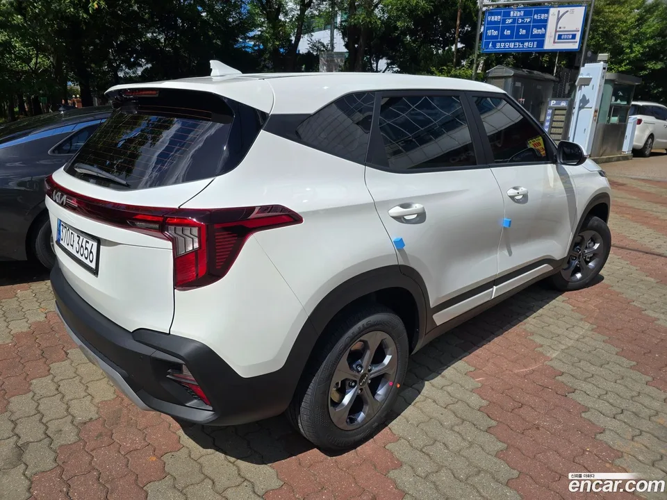 Kia Seltos 1.6 2WD 2025 — thumbnail 5