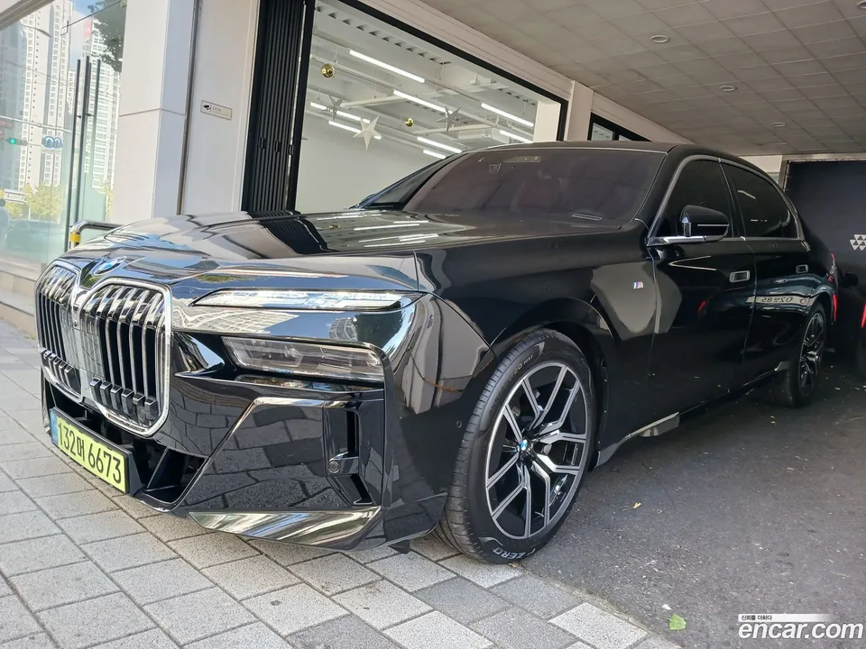 BMW 7 Series 740d xDrive M 2025 — миниатюра 3