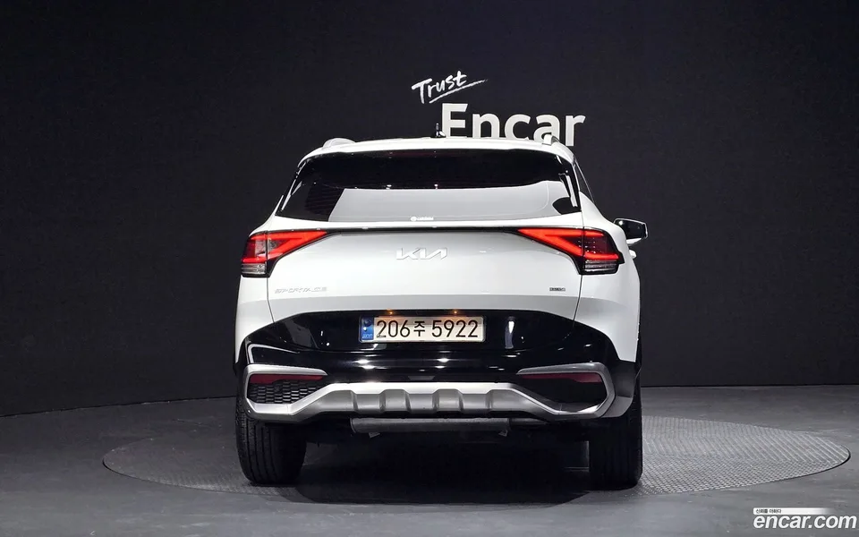 Kia Sportage Hybrid 2WD 2024 — миниатюра 4