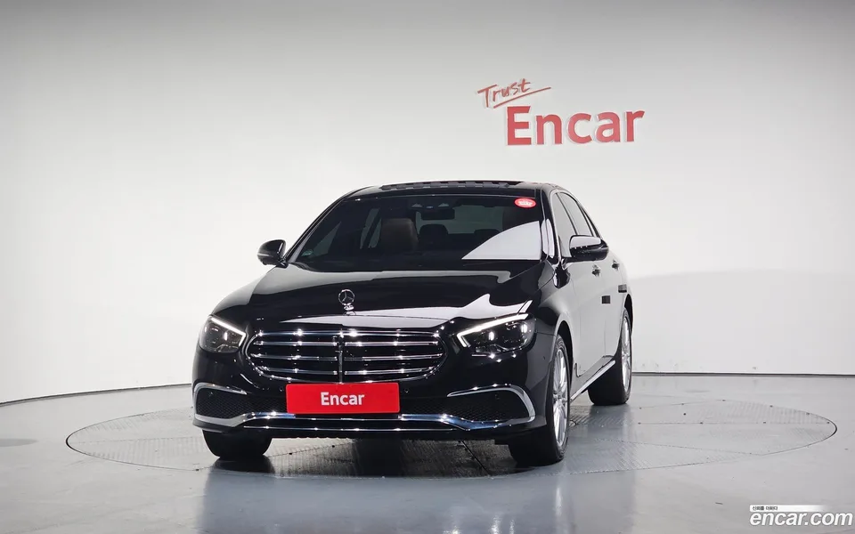 Mercedes-Benz E-Class E250 2023 — миниатюра 3