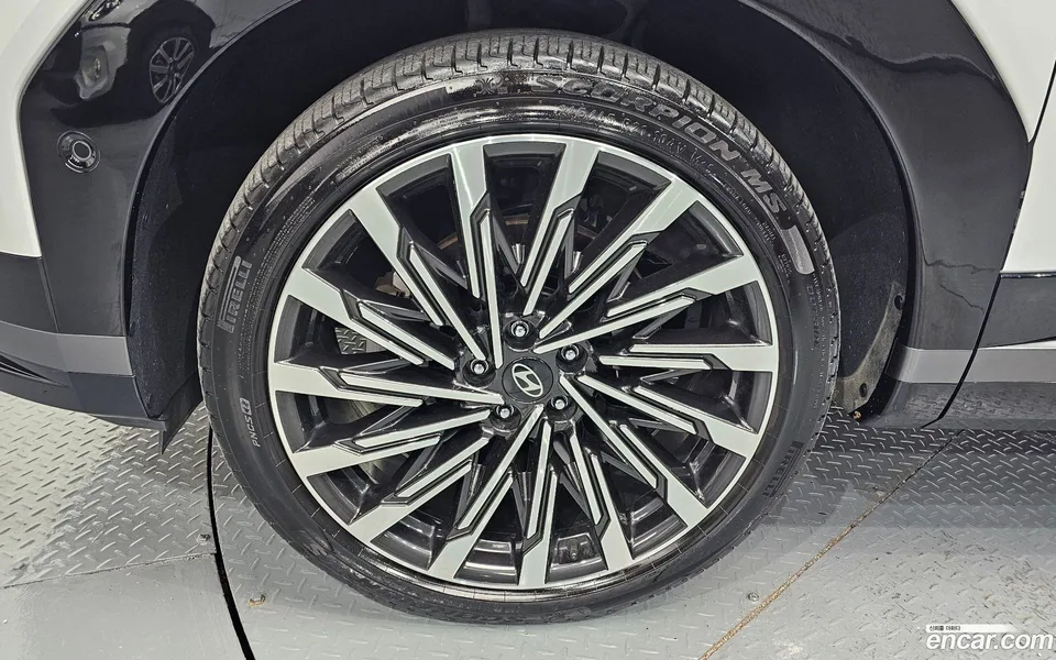 Hyundai SantaFe 2.5T 4WD 2023 — миниатюра 2