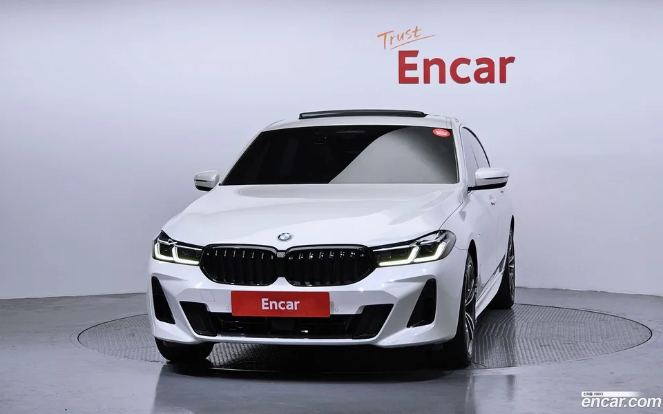 BMW 6 Series GT 620d xDrive M 2022 — миниатюра 3
