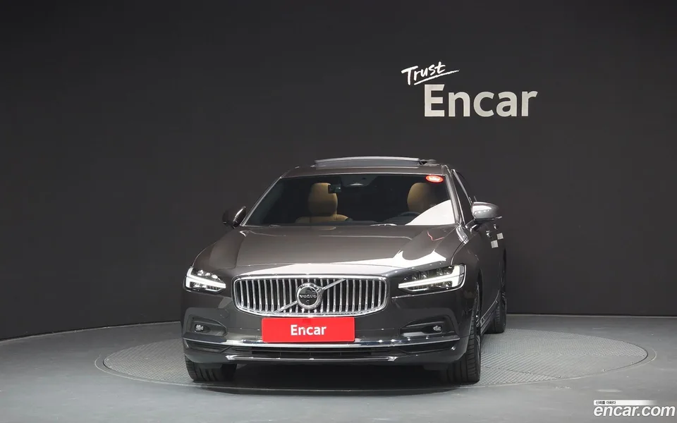 Volvo S90 B6 AWD 2023 — миниатюра 3