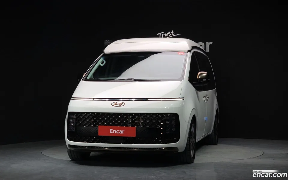 Hyundai Staria 2WD 2024 — миниатюра 3