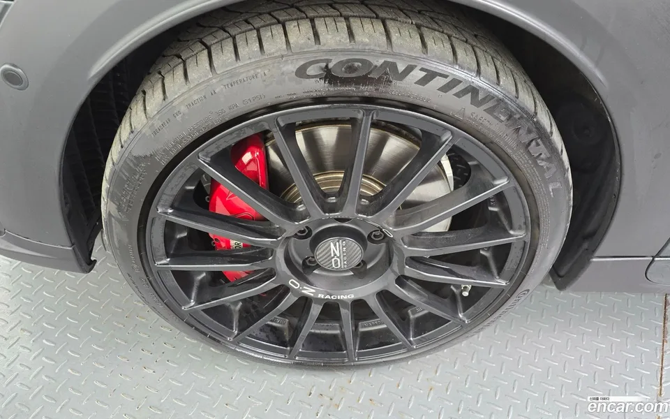 MINI Cooper S JCW 2023 — миниатюра 2