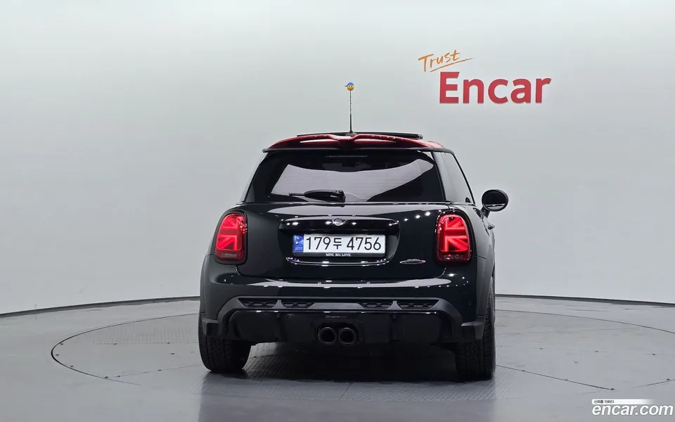 MINI Cooper S JCW 2023 — миниатюра 4