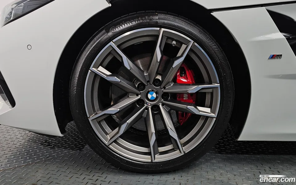 BMW Z4 M40i 2024 — миниатюра 2