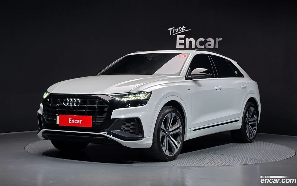Audi Q8 (4M) 55 TFSI 2023 — фото 1, купить с доставкой в Москву