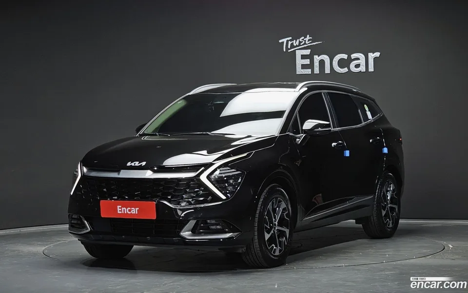 Kia Sportage Hybrid 2WD 2022 — фото 1, купить с доставкой в Москву