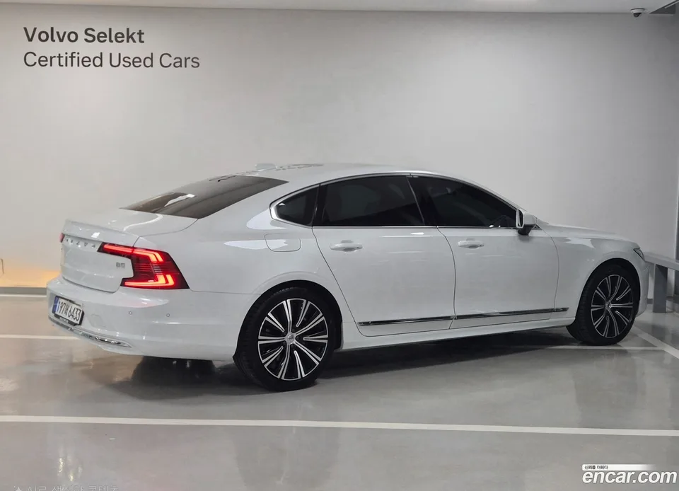 Volvo S90 B5 2024 — миниатюра 4