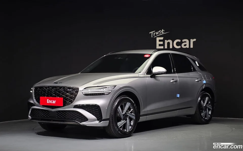 Genesis GV70 2.5T 2WD 2025 — фото 1, купить с доставкой в Москву