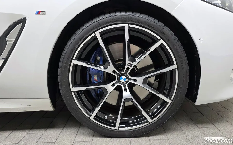 BMW 8 Series 840i xDrive M 2022 — миниатюра 2